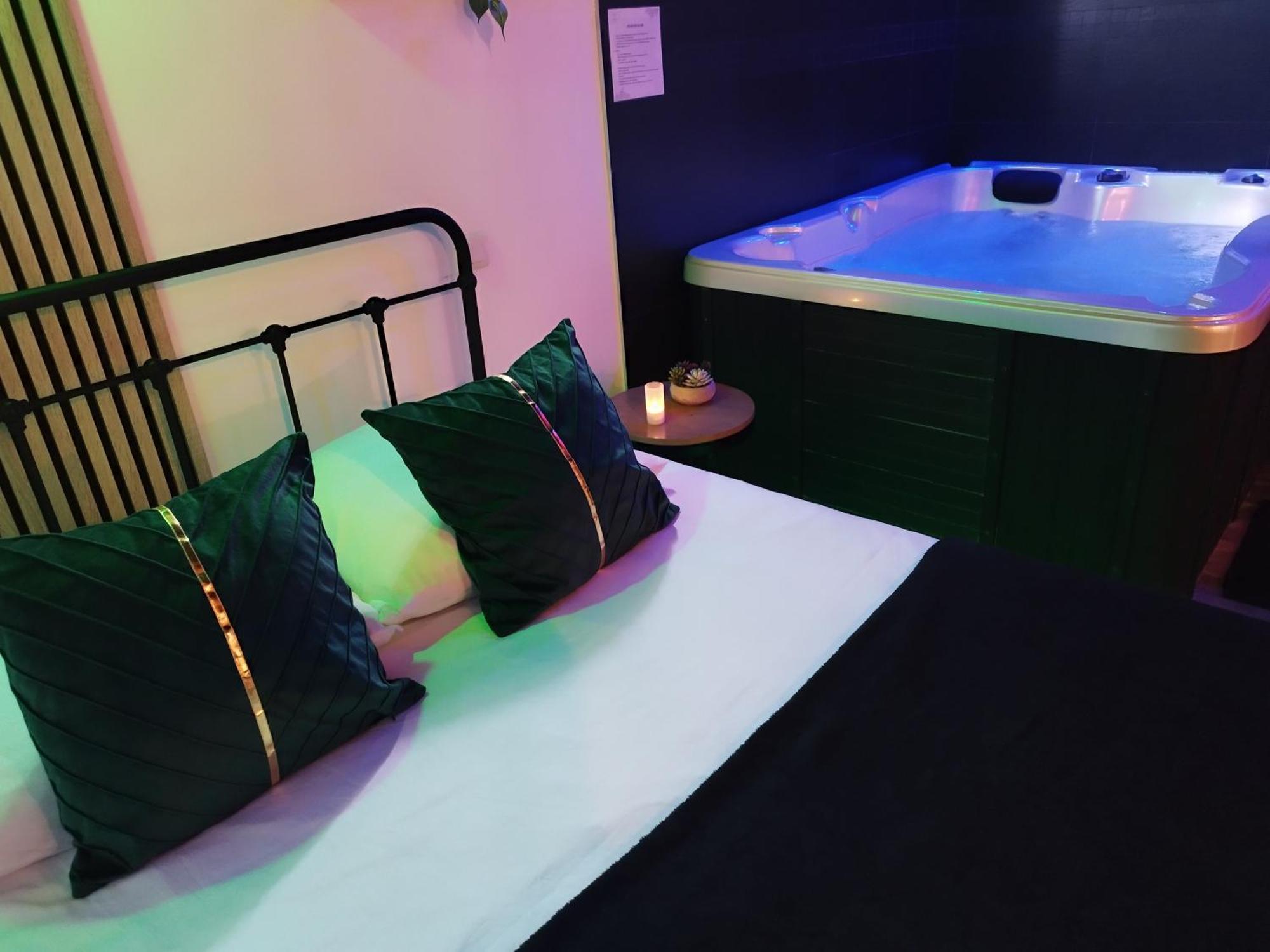 Autrement Spa Avelin Εξωτερικό φωτογραφία