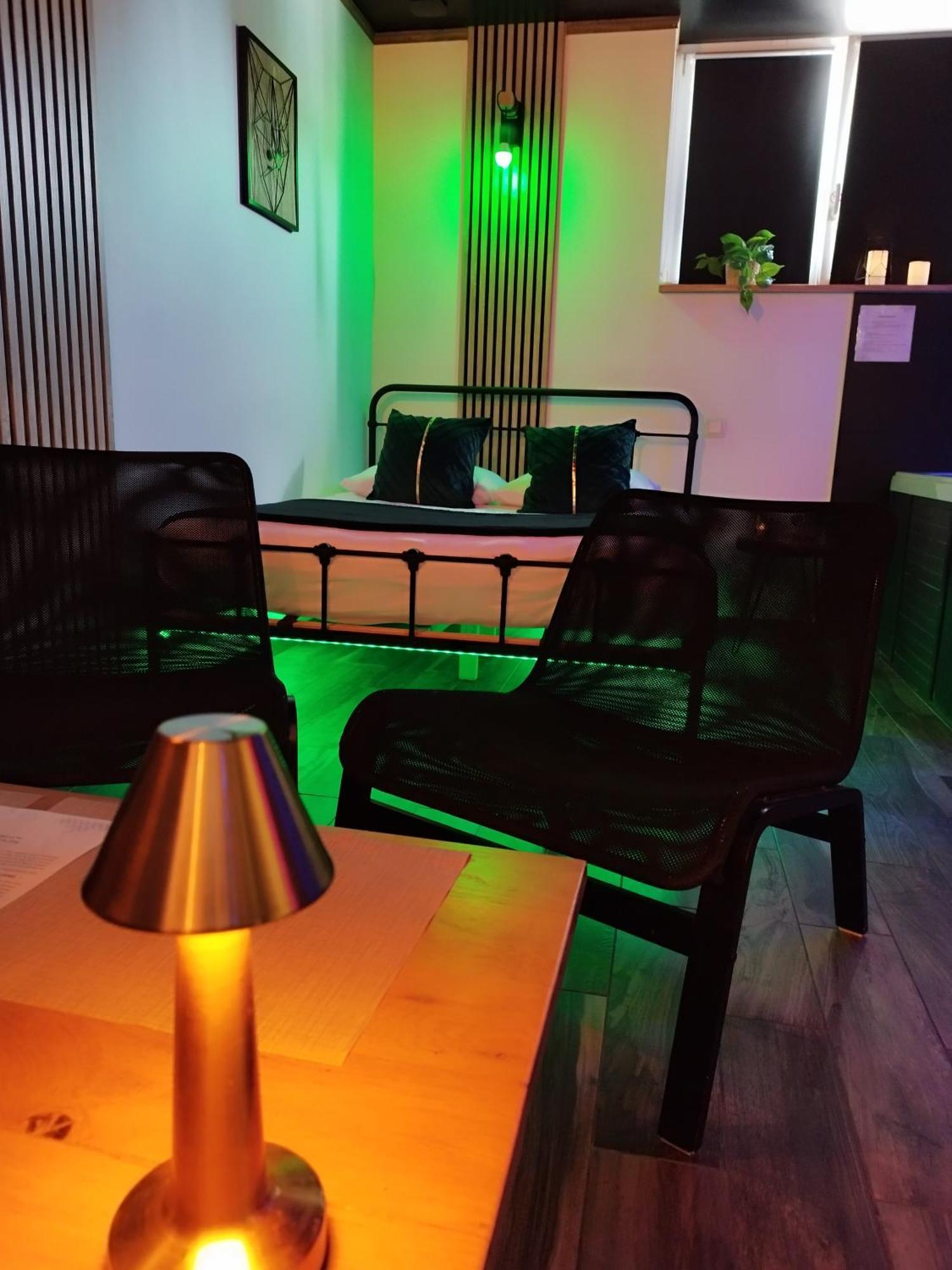 Autrement Spa Avelin Εξωτερικό φωτογραφία